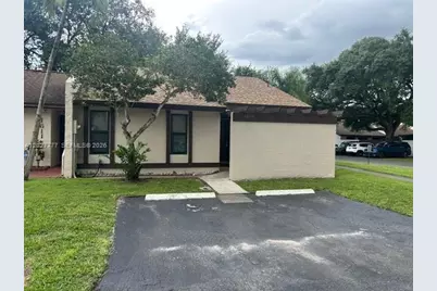 1601 NW 98th Way, Pembroke Pines, FL 33024 - Photo 1