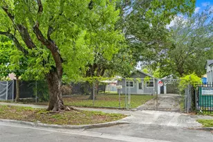 352 NW 41st St, Miami, FL 33127 - Photo 1