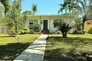 1135 NE 133rd St, North Miami, FL 33161 - Photo 1