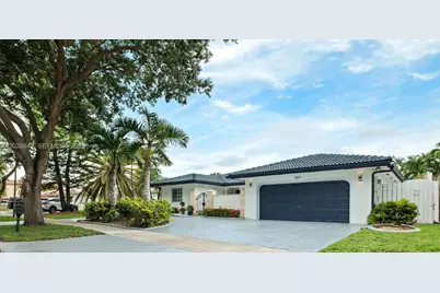 7819 NW 166th Ter, Miami Lakes, FL 33016 - Photo 1