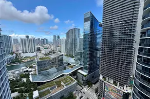 55 SW 9th St, Miami, FL 33130 - Photo 1