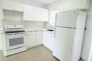 8110 Sunrise Lakes Blvd, Sunrise, FL 33322 - Photo 1