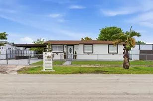 11741 SW 182nd Terrace, Miami, FL 33177 - Photo 1