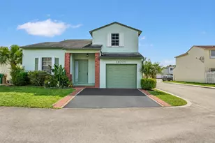 14000 Langley Pl, Davie, FL 33325 - Photo 1