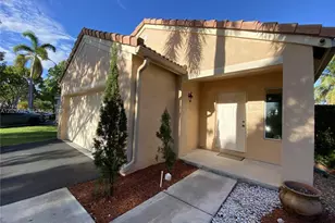 4336 Dogwood Cir, Weston, FL 33331 - Photo 1