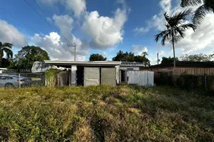 316 NW 47th Ct, Fort Lauderdale, FL 33309 - Photo 1