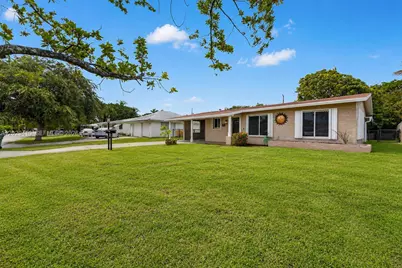 365 NW 46th St, Oakland Park, FL 33309 - Photo 1