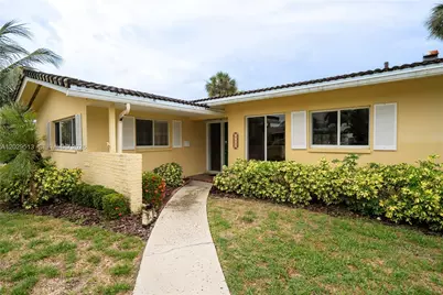 1104 SW 12th St, Boca Raton, FL 33486 - Photo 1