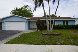 8105 NW 74th Terrace, Tamarac, FL 33321 - Photo 1