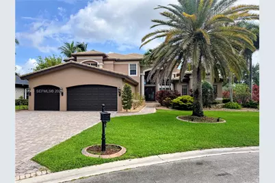 10445 Canterbury Ct, Davie, FL 33328 - Photo 1
