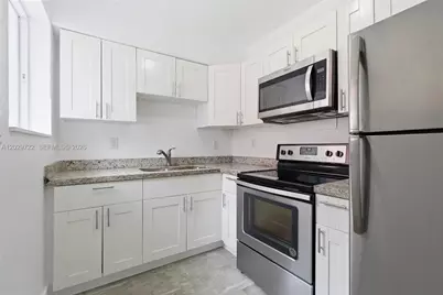 8430 Crespi Blvd #8420, Miami Beach, FL 33141 - Photo 1