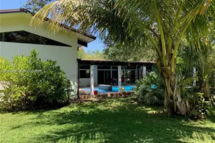 6060 SW 133rd St, Pinecrest, FL 33156 - Photo 1