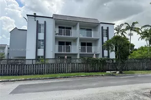 5201 Geneva Way, Doral, FL 33166 - Photo 1