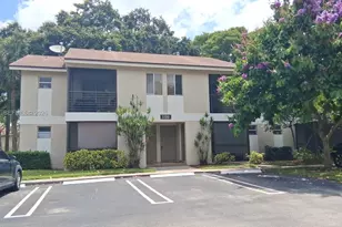109 Gardens Dr, Pompano Beach, FL 33069 - Photo 1