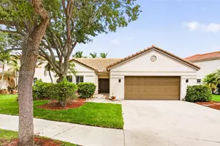 370 Carrington Dr, Weston, FL 33326 - Photo 1