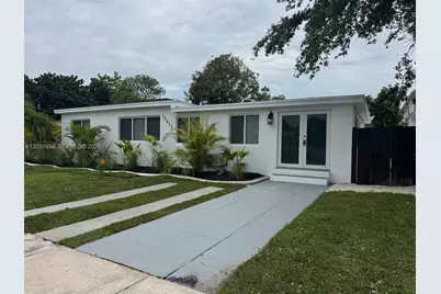 15615 NE 5th Ct #B, Miami, FL 33162 - Photo 1