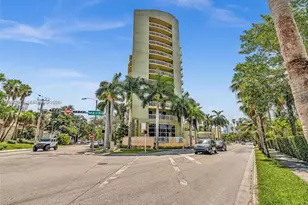 816 NW 11th St, Miami, FL 33136 - Photo 1