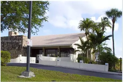 7956 Camino Cir #A4, Miami, FL 33143 - Photo 1
