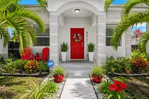 4276 SW 56th Ave, Davie, FL 33314 - Photo 1