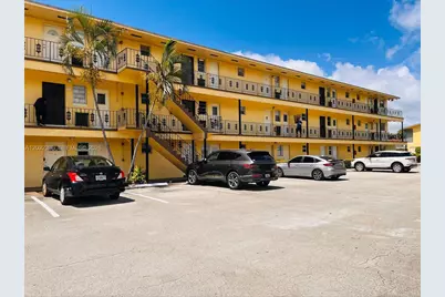 2880 NE 203rd St #28B, Aventura, FL 33180 - Photo 1