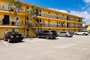 2880 NE 203rd St, Aventura, FL 33180 - Photo 1