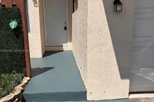 8253 NW 9th St, Plantation, FL 33324 - Photo 1