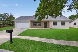 8668 SW 50th St, Cooper City, FL 33328 - Photo 1
