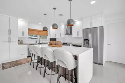 2104 NE 63rd St, Fort Lauderdale, FL 33308 - Photo 1