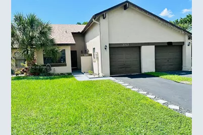 8203 NW 100th Dr, Tamarac, FL 33321 - Photo 1