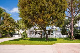 669 S Mashta Dr, Key Biscayne, FL 33149 - Photo 1