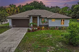 190 Hendry St, Labelle, FL 33935 - Photo 1