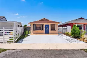 983 W 42nd Pl, Hialeah, FL 33012 - Photo 1