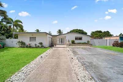 9915 Santos Dr, Cutler Bay, FL 33189 - Photo 1