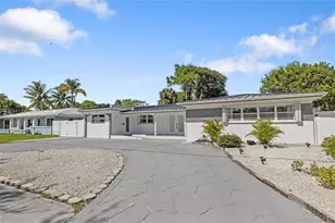 1221 SE 10th St, Deerfield Beach, FL 33441 - Photo 1
