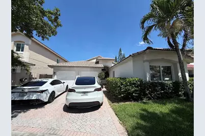 10900 NW 72nd St #., Doral, FL 33178 - Photo 1