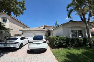 10900 NW 72nd St, Doral, FL 33178 - Photo 1