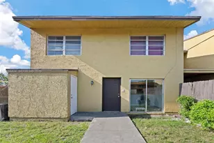 15460 SW 82nd Ln, Miami, FL 33193 - Photo 1