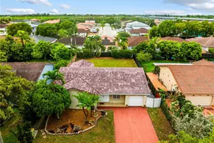 17766 SW 154th Pl, Miami, FL 33187 - Photo 1