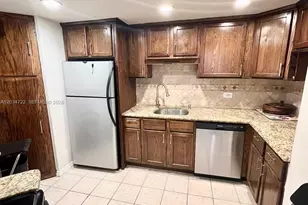 905 Brickell Bay Dr, Miami, FL 33131 - Photo 1