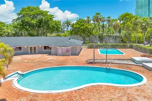 9001 SW 77th Ave, Miami, FL 33156 - Photo 1