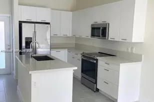 8167 NW 41st St, Doral, FL 33166 - Photo 1