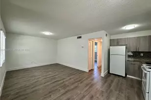 2910 Pierce St, Hollywood, FL 33020 - Photo 1