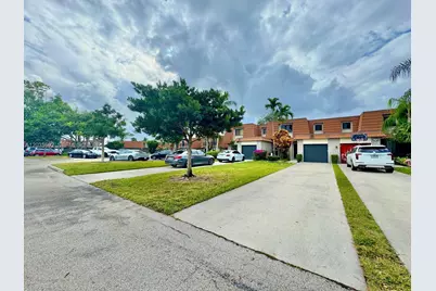 1415 SW 110th Way #1415, Davie, FL 33324 - Photo 1