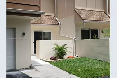 843 NW 81st Ave #7, Plantation, FL 33324 - Photo 1