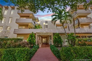 1955 NE 135th St, North Miami, FL 33181 - Photo 1