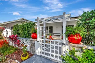 2261 NE 62nd St, Fort Lauderdale, FL 33308 - Photo 1