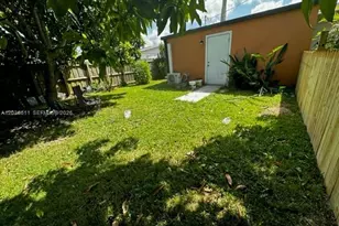 1588 NW 8th Ave, Homestead, FL 33030 - Photo 1