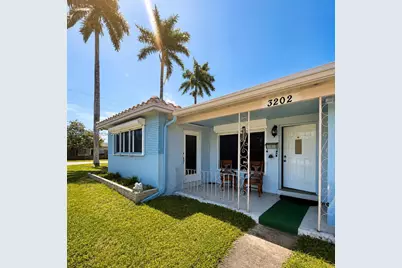 3202 Pierce St, Hollywood, FL 33021 - Photo 1