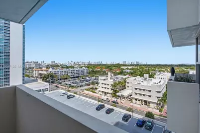2899 Collins Ave #1022, Miami Beach, FL 33140 - Photo 1