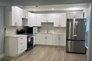 1628 NW 15th St, Miami, FL 33125 - Photo 1